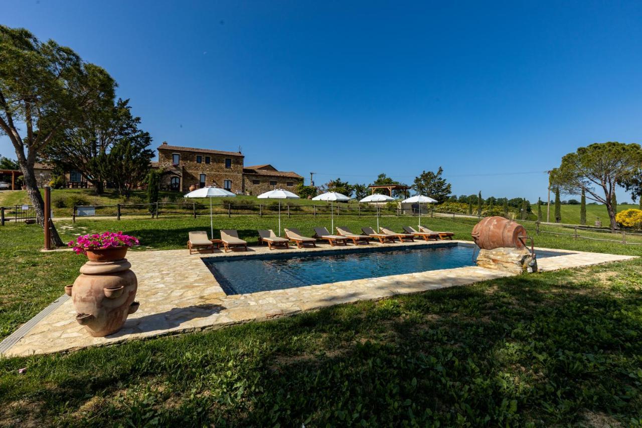Wine Resort Colsereno Montalcino Exterior photo
